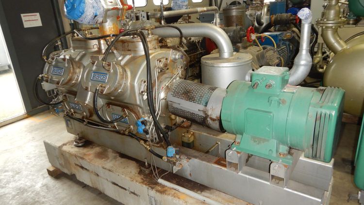 Sabroe SMC 112S Mk.4 (Booster)  Cooling capacity: 106 kW