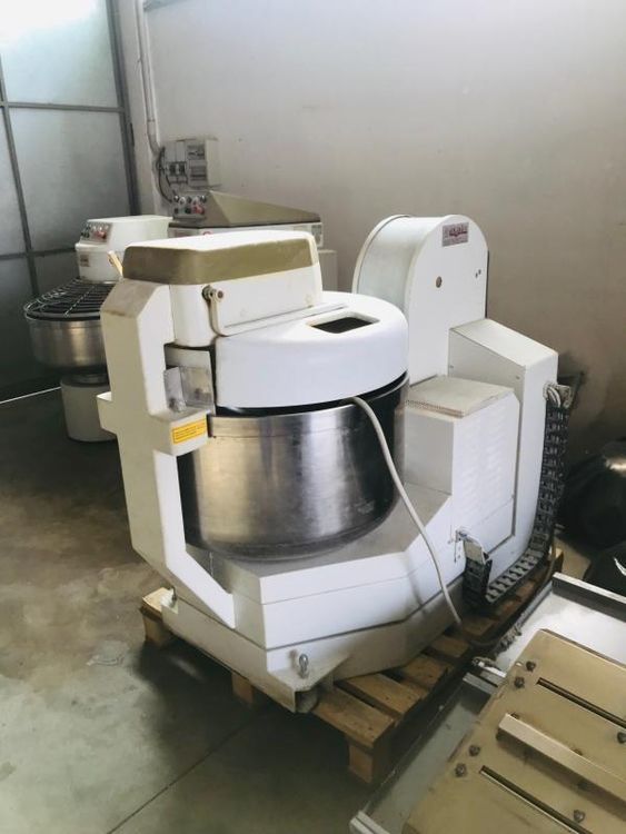 2 Sottoriva Self-draining spiral mixer