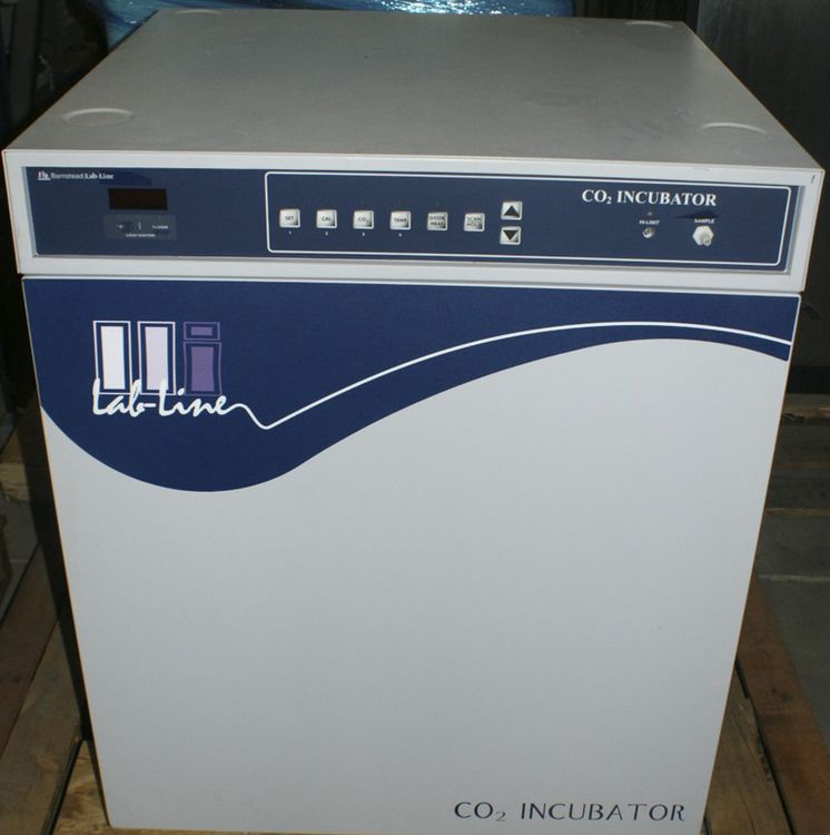 Barnstead LABLINE lli CO2 INCUBATOR