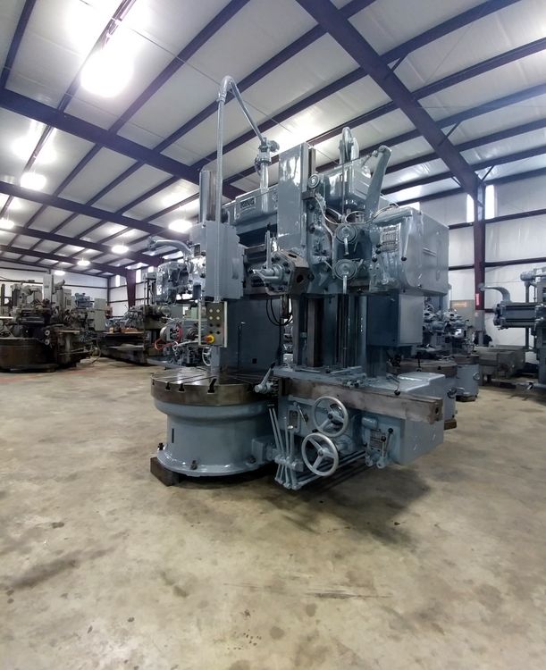 King 52 Vertical Turret Lathe