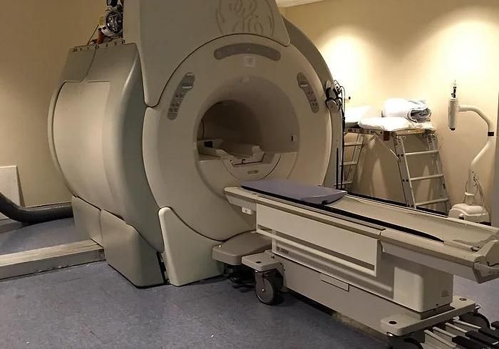 GE Signa 1.5T LCC MRI