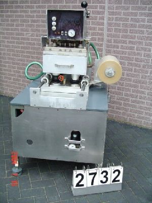 Dynopack 462VG Vacuum Traysealer