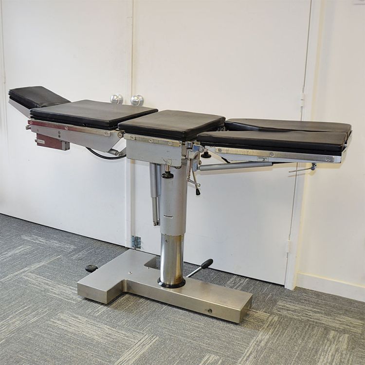 BMT 200 Fully Manual Operating Table