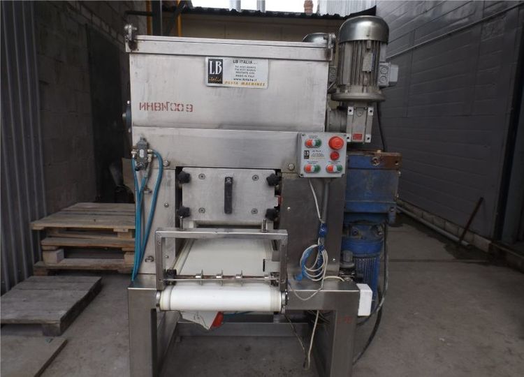 LB Italia 200, Dough sheeter