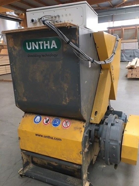 Untha LR 700 Wood chipper