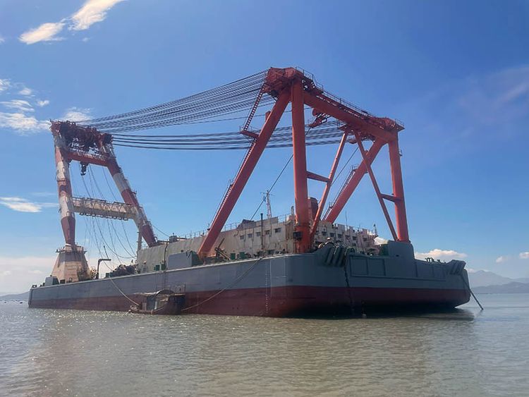 Sumitomo 3000t Lifting Capacity Sheer-leg Type Crane Barge  (Non-propelled)