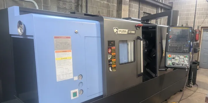 Doosan Fanuc OiTPlus with iHMi touch screen 2800 rpm PUMA GT-3100L 2 Axis