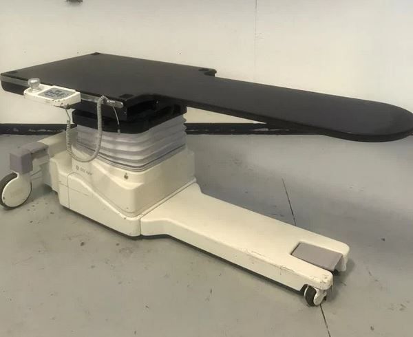 GE, OEC Apix Cardiac Imaging Table Fluoroscopy C-Arm
