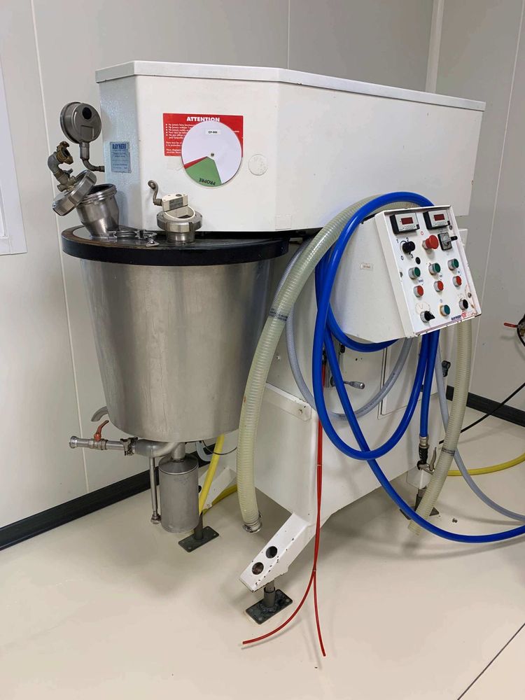 Rayneri Trimix 60 VACUUM MIXER