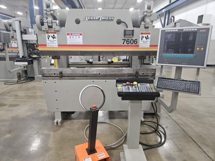 Accurpress 7606 60 tons