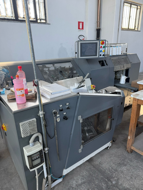Smyth F180 4D SEWING MACHINE