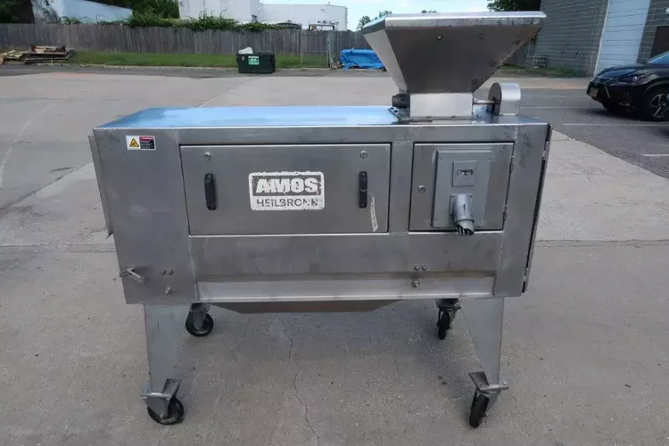 Amos A-15 Grape Stemmer/Crusher/Separator