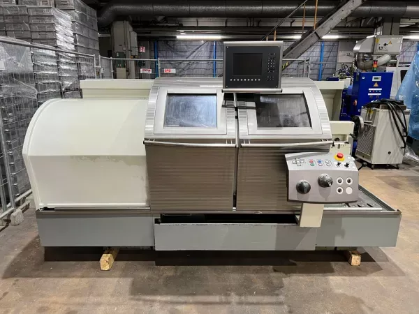 Gildemeister CNC CONTROL 3000 rpm NEF 520 CNC LATHE 2 Axis
