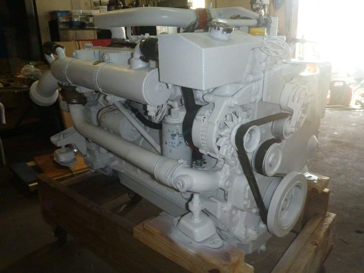 Cummins 6BTA Marine Diesel Engine