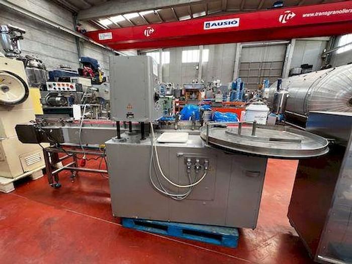 King TB2 614 Capsule packaging machine