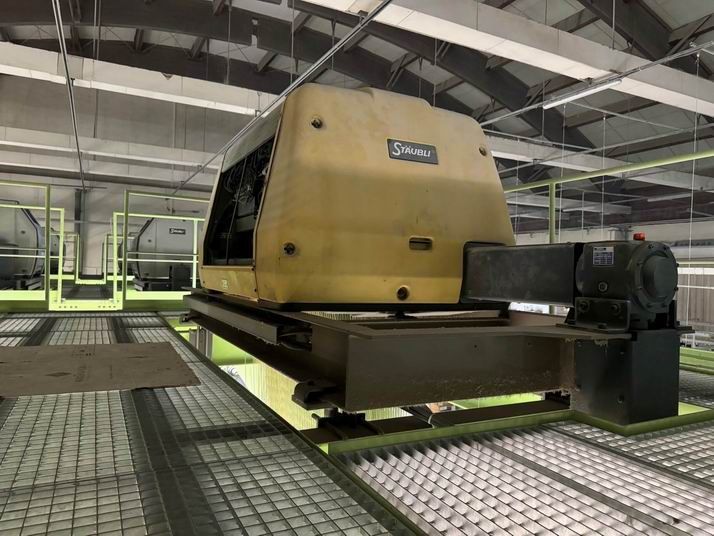 4 Staubli CX880