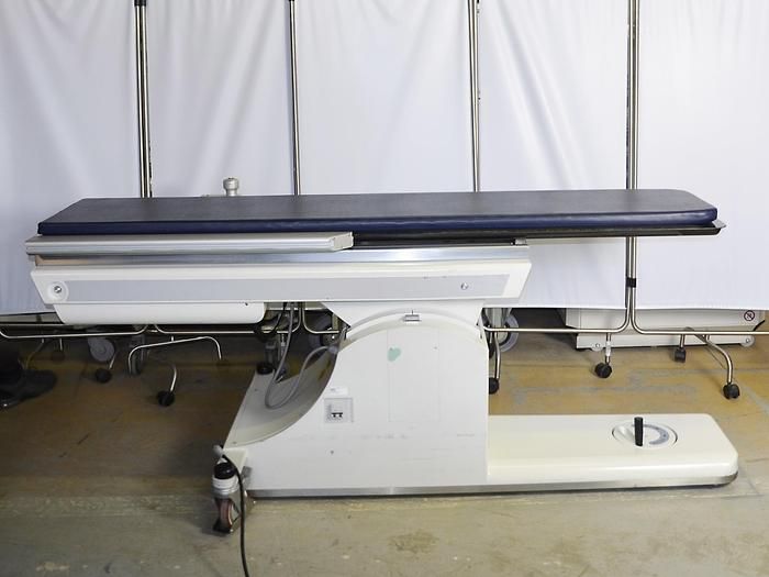 CT160F mobile interventional x-ray table