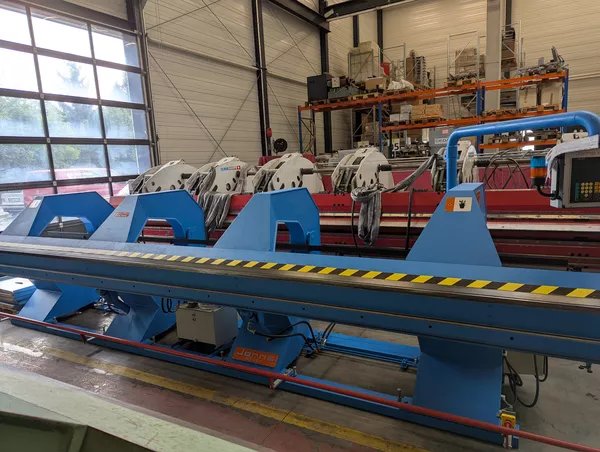 Jorns NL100-SM CNC400 6x1.25 Max. sheet thickness (steel): 1.25 mm