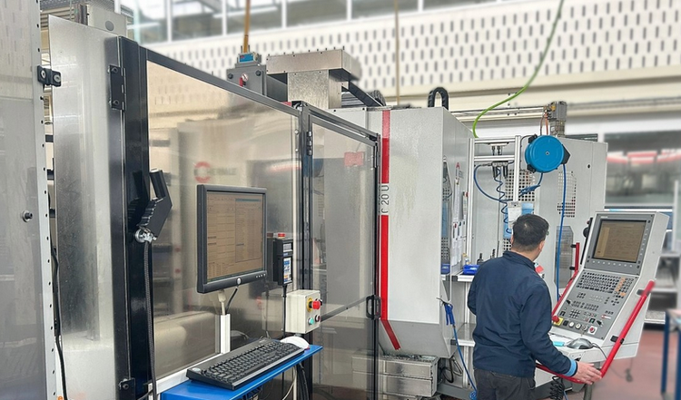 Hermle C 30 U 5 Axis