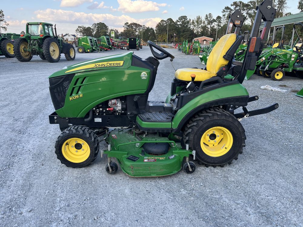 John Deere 1025R Tractor