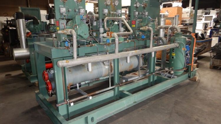 2 Bitzer 1x HSK 7460-80 2x HSK 6451-50 Cooling capacity rated at -5°C evaporating and +40°C