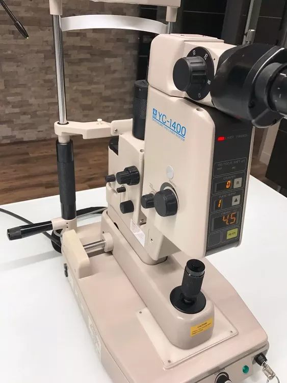Nidek YC1400