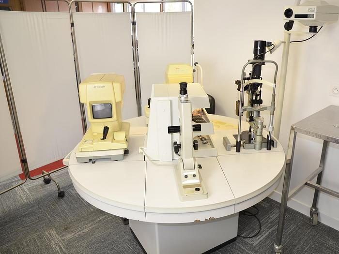 Luneau Ophthalmological Consultation Table