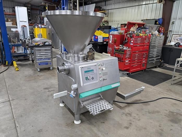 Vemag HP10C Vacuum Filler w/ lift