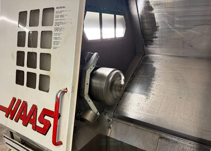 Haas CNC CONTROL 3400 RPM HL-4 2 Axis