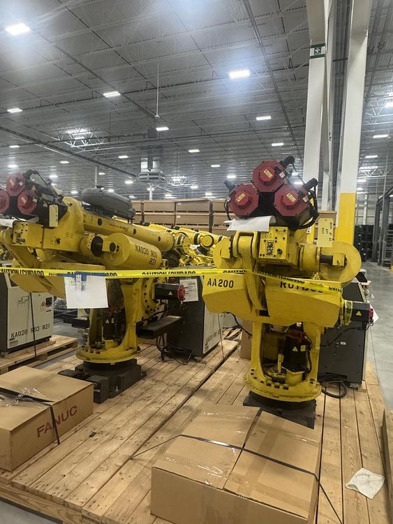 Fanuc M900iA/400L 6 Axis 400 kg