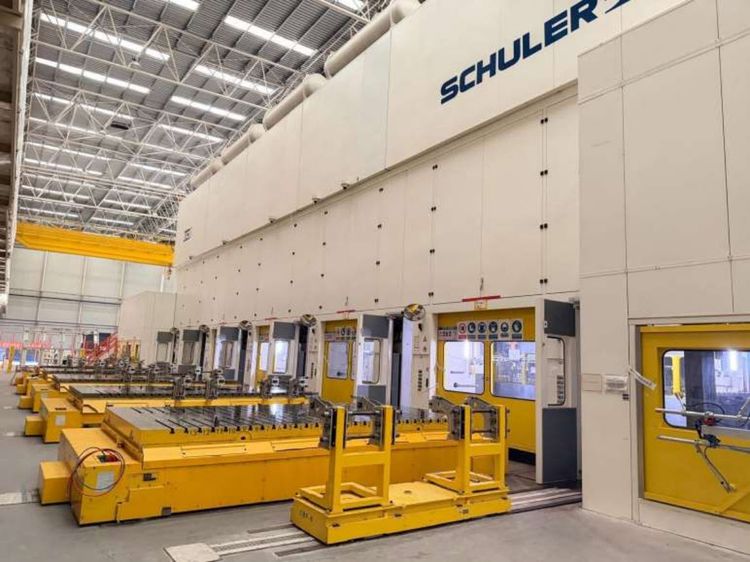Schuler SSL4-2500-5.0X2.5-1300 / SSL4-1200-5.0x2.5-1300 2,755 tons / 25,000 kN