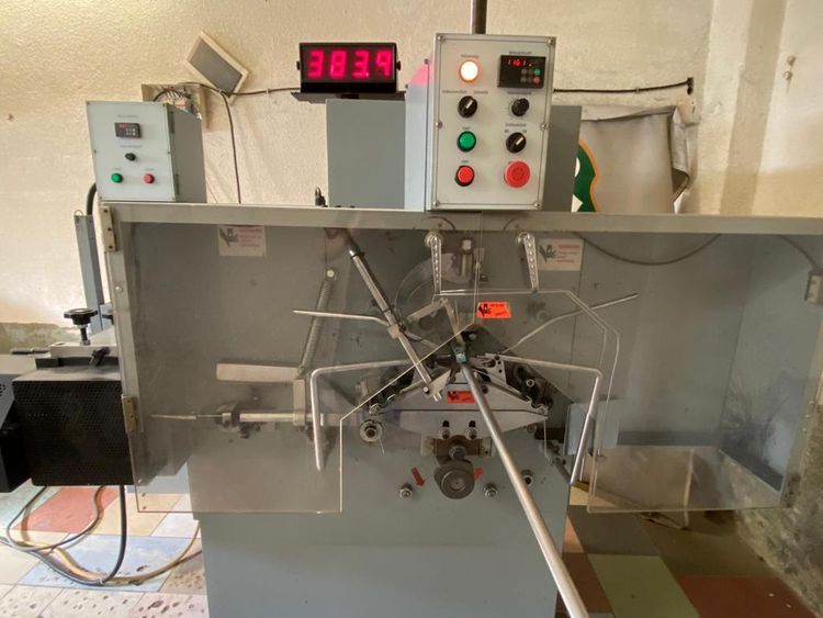 machine for the production of wire hangers