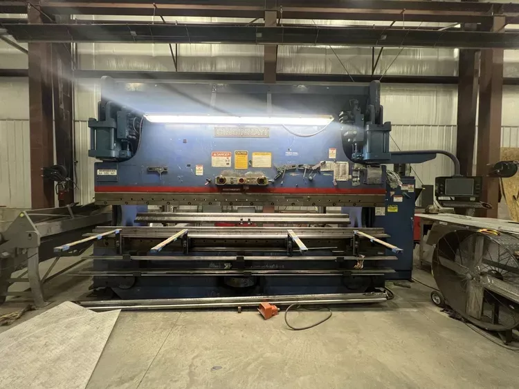 Cincinnati 230AF x 12 230 Ton