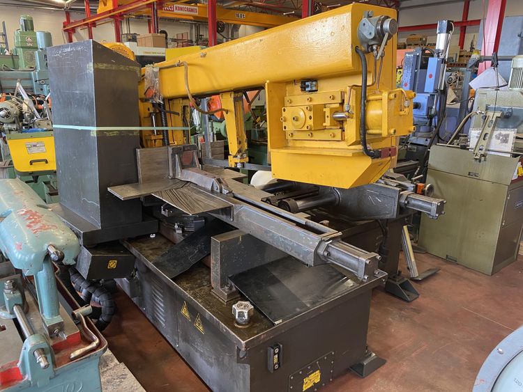 Everising S-6235HA. bandsaw Semi Automatic