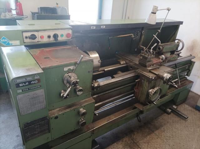 TOS Engine Lathe Variable Speed SUI 40/1500