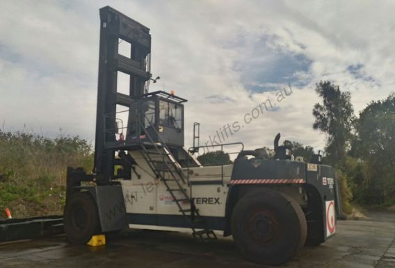 Terex Container Reach Stacker