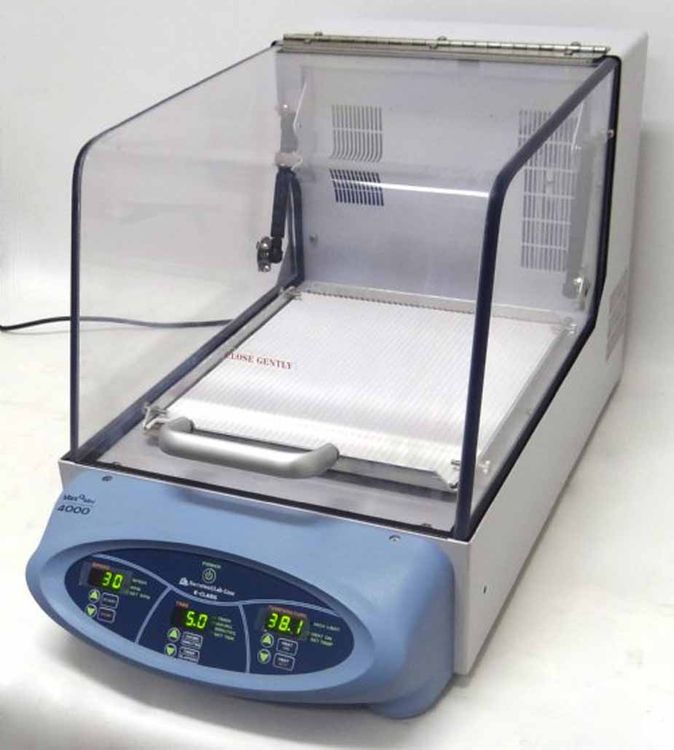 Lab-Line Max Q Mini 4000 Incubated & Refrigerated Shaker