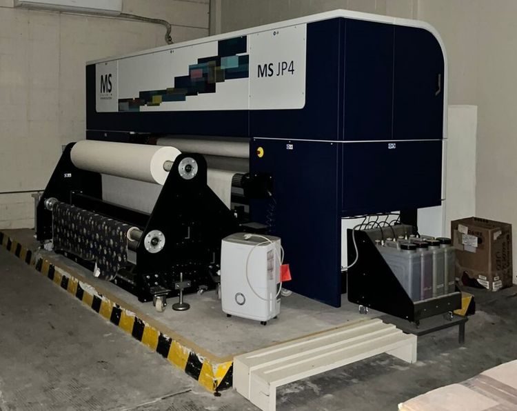 2 Monti Antonio, MS 180 Cm Transfer printing with digital printer