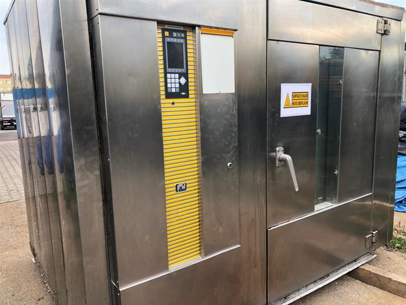 3 Miwe RI2/1 60/100 jumbo Double Rack Oven