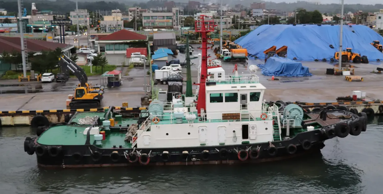 DONG HAE NO.1 Bollard pull: 44.6 T