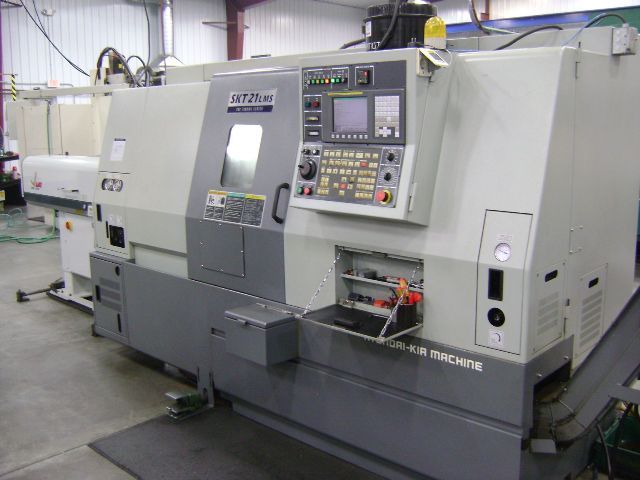 Hyundai Fanuc 0i-TC CNC Control Variable SKT21 LMS 2 Axis