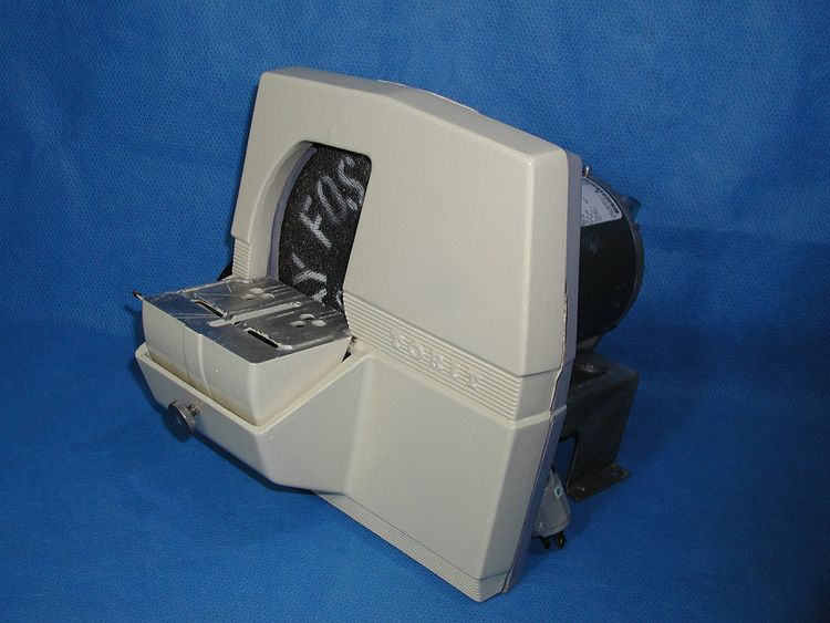 Torit 320B Dental Lab Trimmer