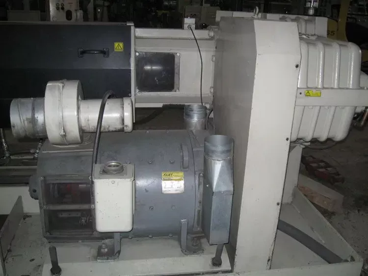 Davis Standard 6" extruder