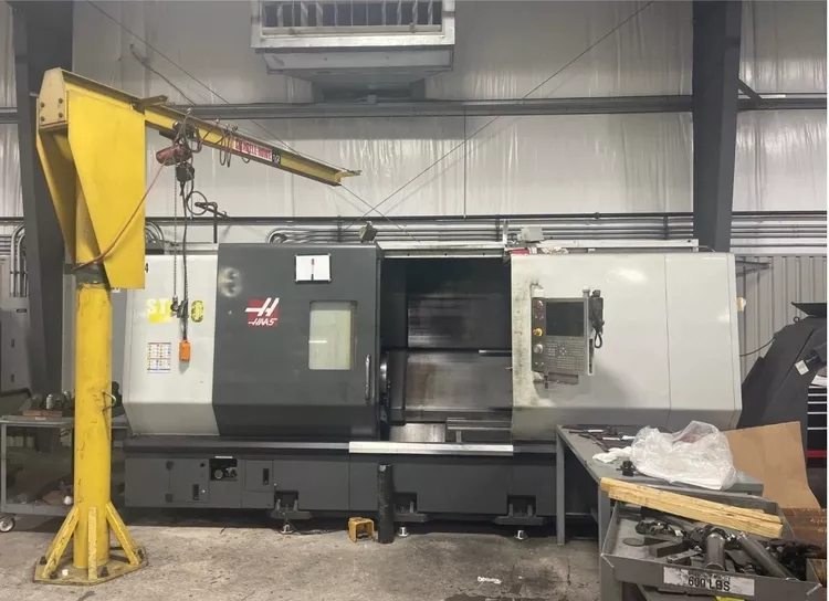 Haas HAAS CNC CONTROL 2,400 RPM ST-40 2 Axis