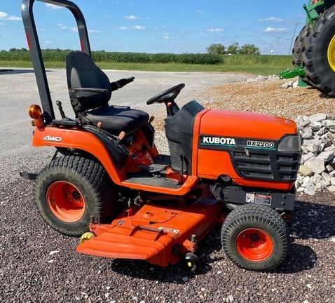 Kubota BX2200D Tractor