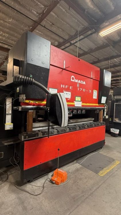 Amada HFE-1703S/7 OPERATEUR 7-AXIS CNC, MFG: 187 TON X 122.4"