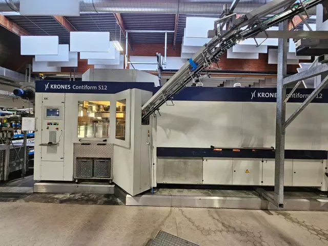 Krones Contiform S12, Blow Moulder