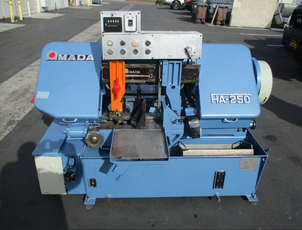 Amada HA-250 Bandsaw Semi Automatic