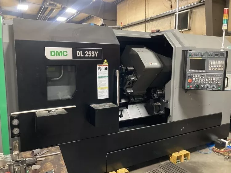 DMC Fanuc Control 4000 rpm DL25SY 4 Axis