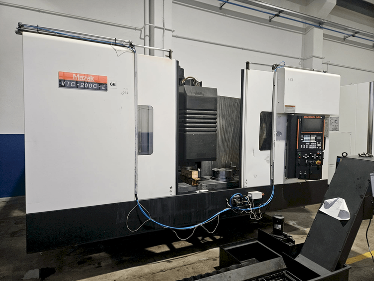 Mazak VTC 200 C II 3 Axis